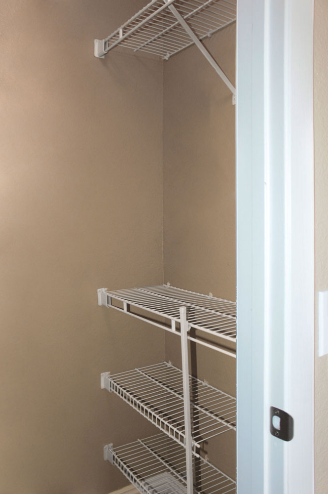 Interior photo of Sunset Springs apartment Closet 1