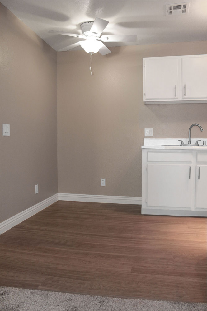 Interior photo of Sunset Springs apartment Dining Area 1