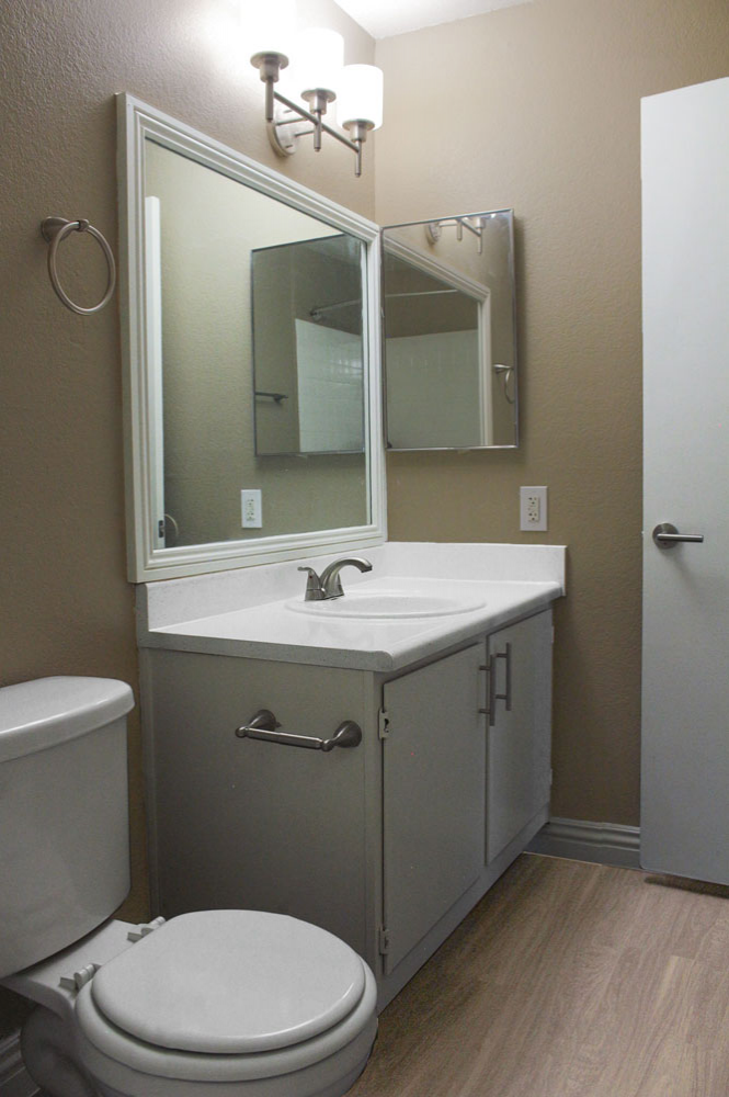 Interior photo of Sunset Springs apartment Bathroom 3